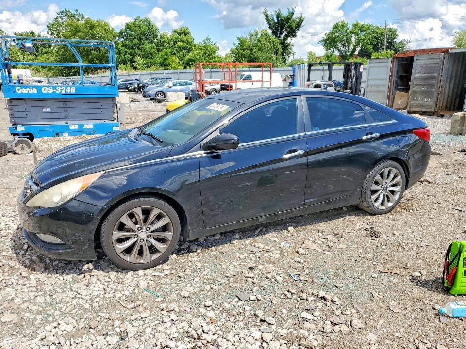 2011 Hyundai Sonata — фото 1
