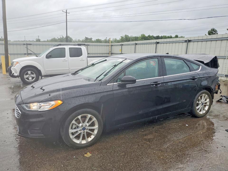 2020 Ford Fusion — фото 1