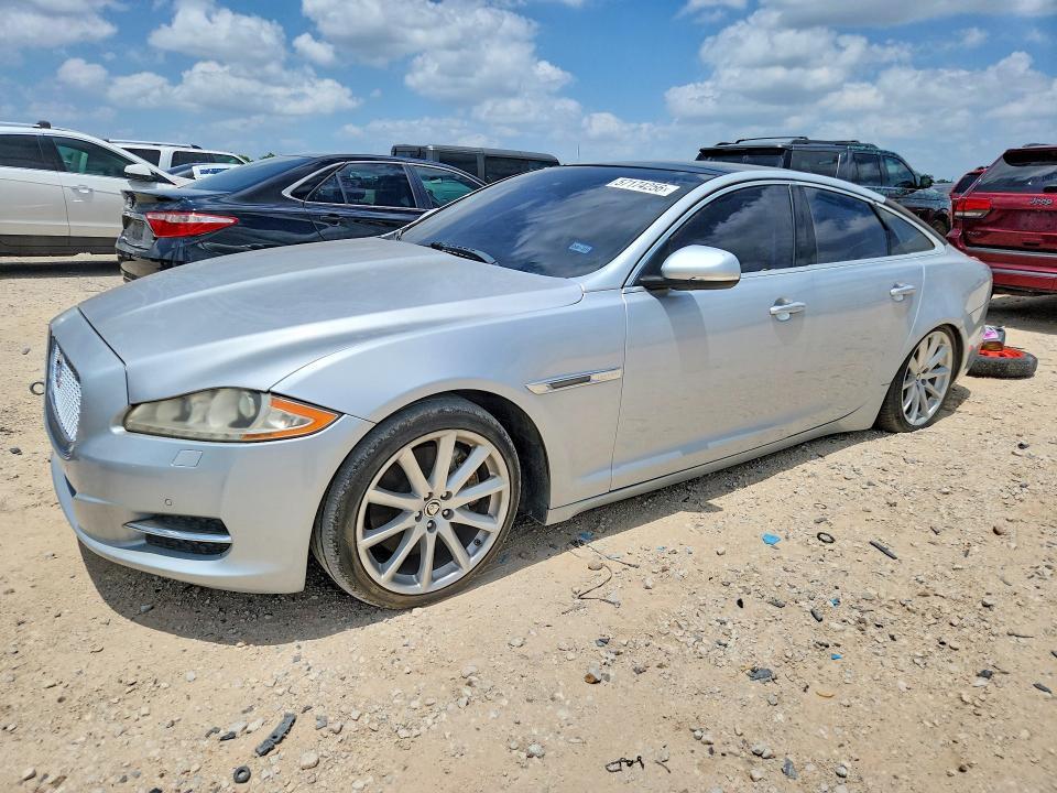 2011 Jaguar Xj — фото 1