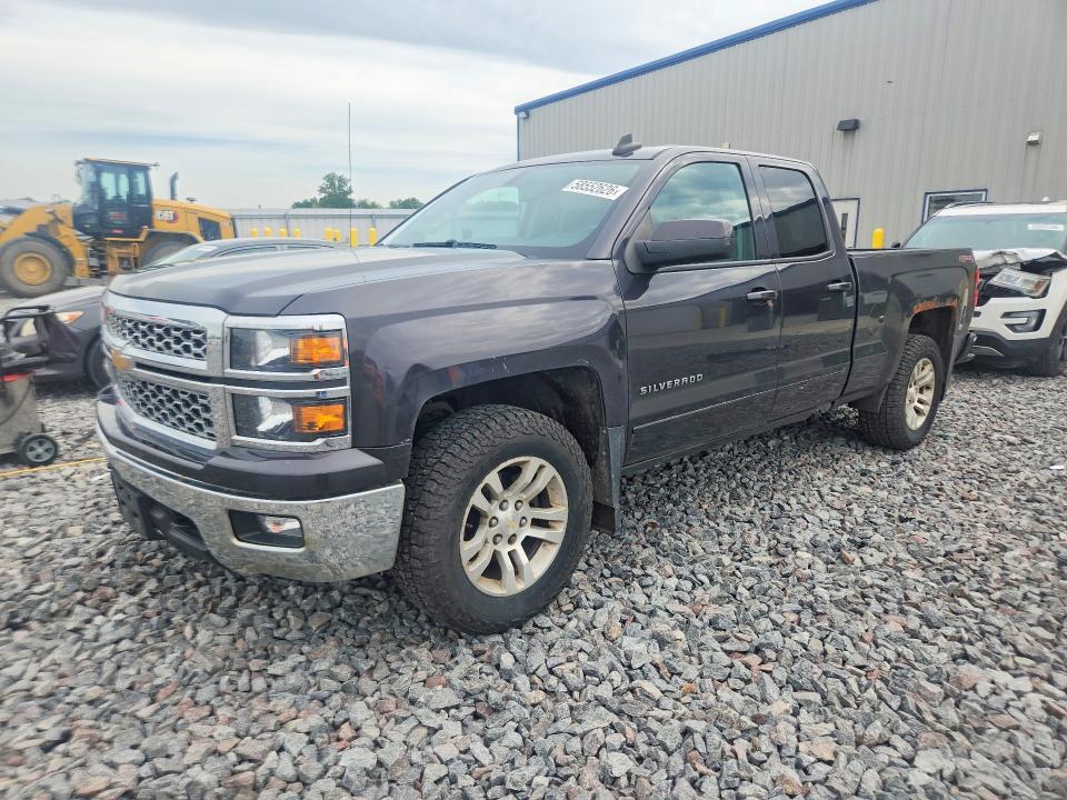 2015 Chevrolet Silverado — фото 1