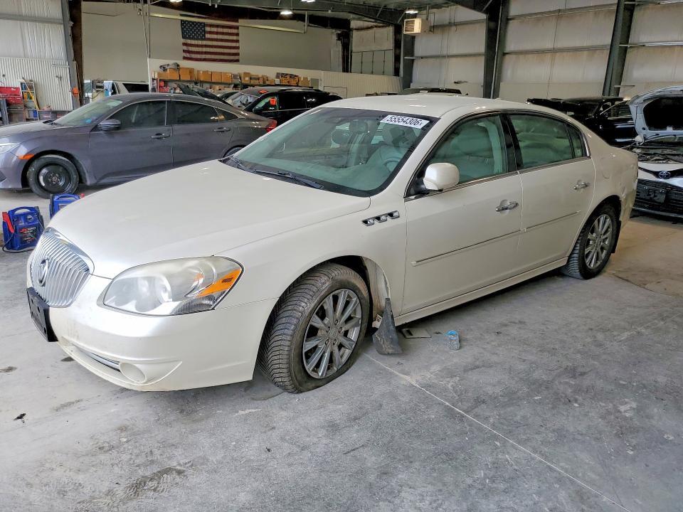 2010 Buick Lucerne — фото 1