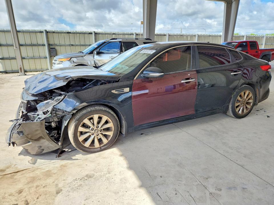 2018 Kia Optima — фото 1