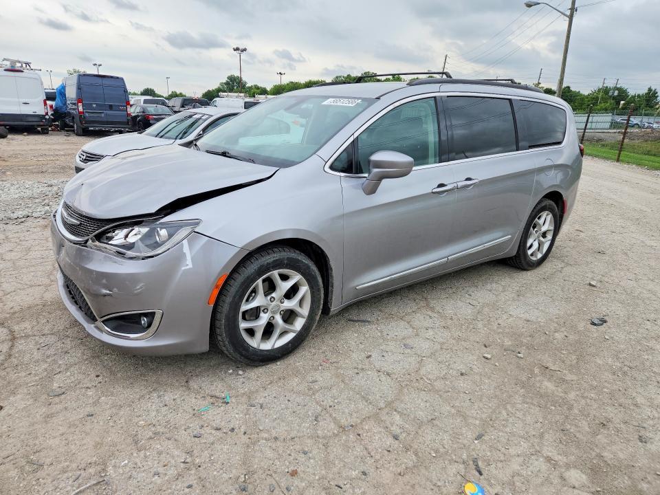2017 Chrysler Pacifica — фото 1