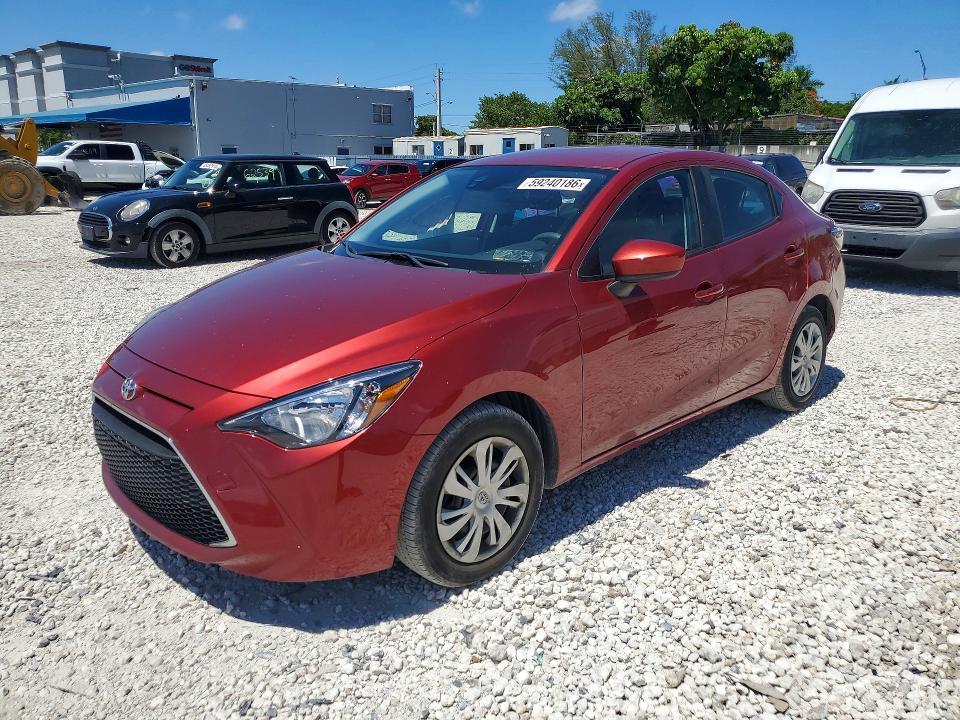2019 Toyota Yaris — фото 1