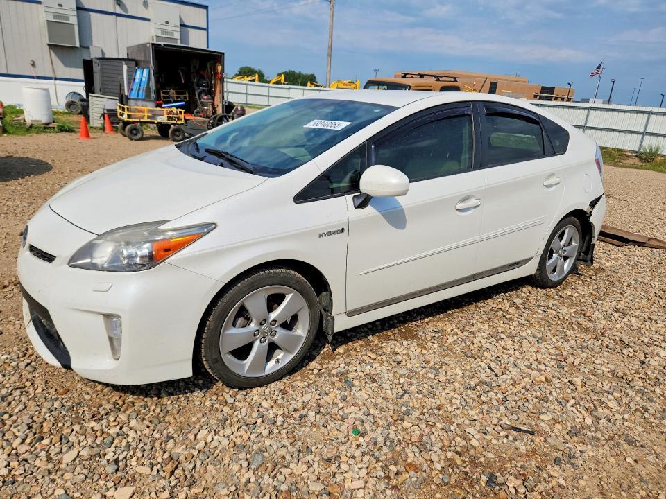 2013 Toyota Prius — фото 1