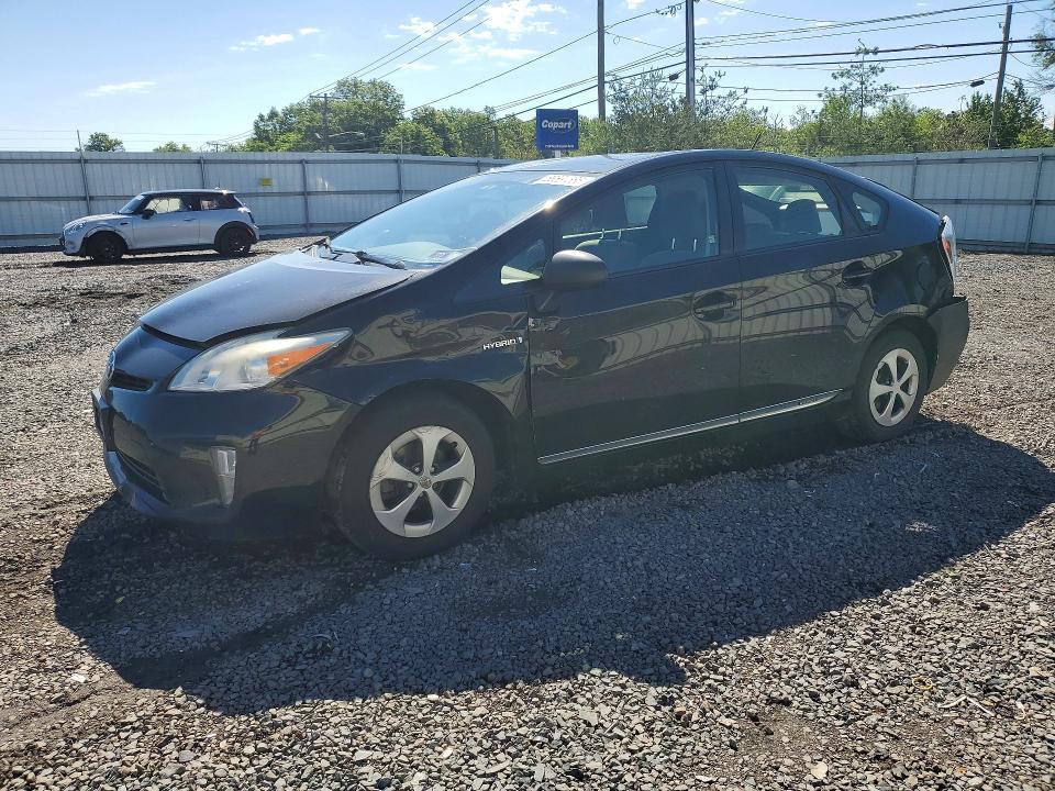 2013 Toyota Prius — фото 1