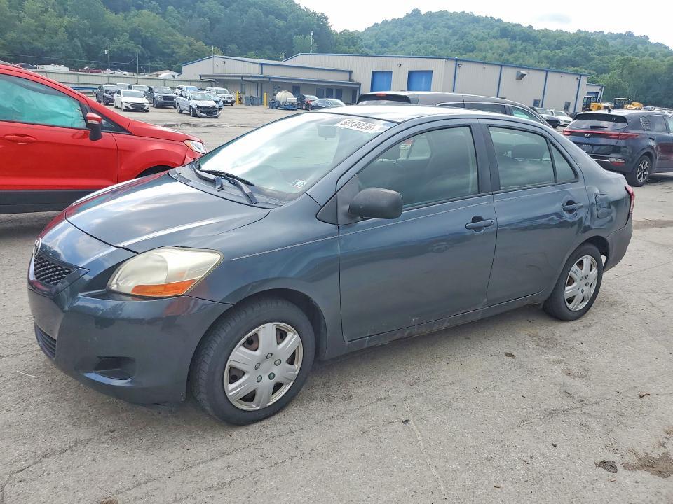2010 Toyota Yaris — фото 1