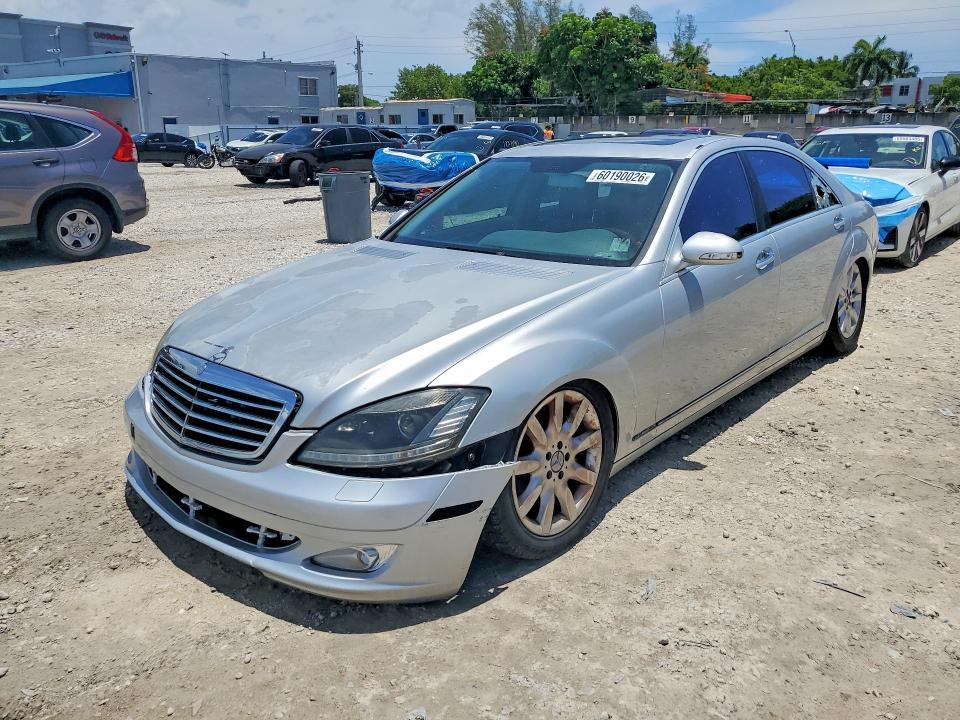 Mercedes-Benz S