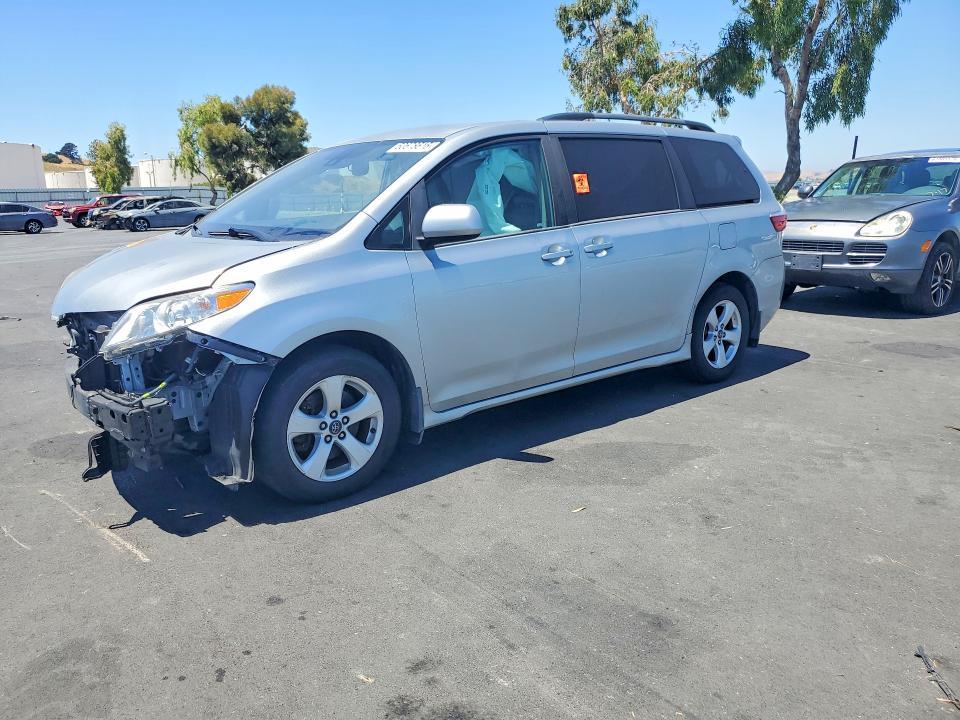 Toyota Sienna