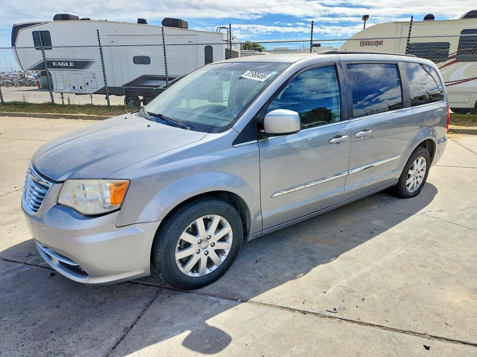 2014 Chrysler Town Country — фото 1