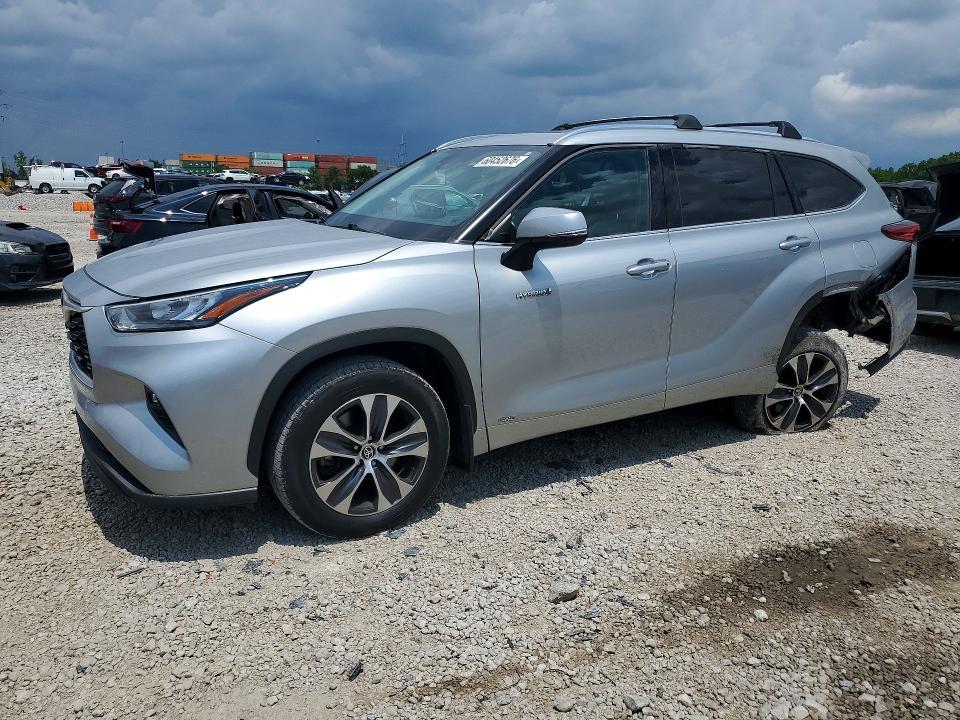 2020 Toyota Highlander — фото 1