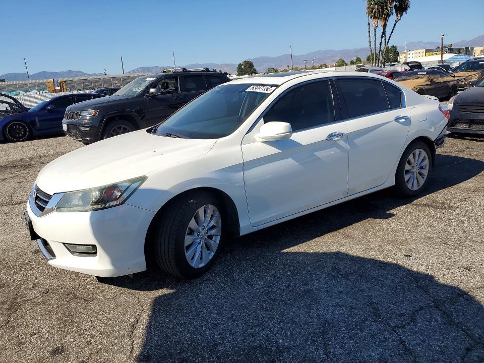 2015 Honda Accord — фото 1