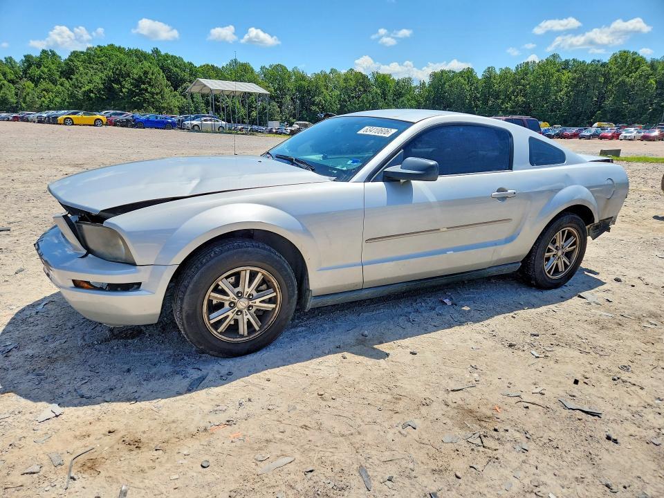 2007 Ford Mustang — фото 1