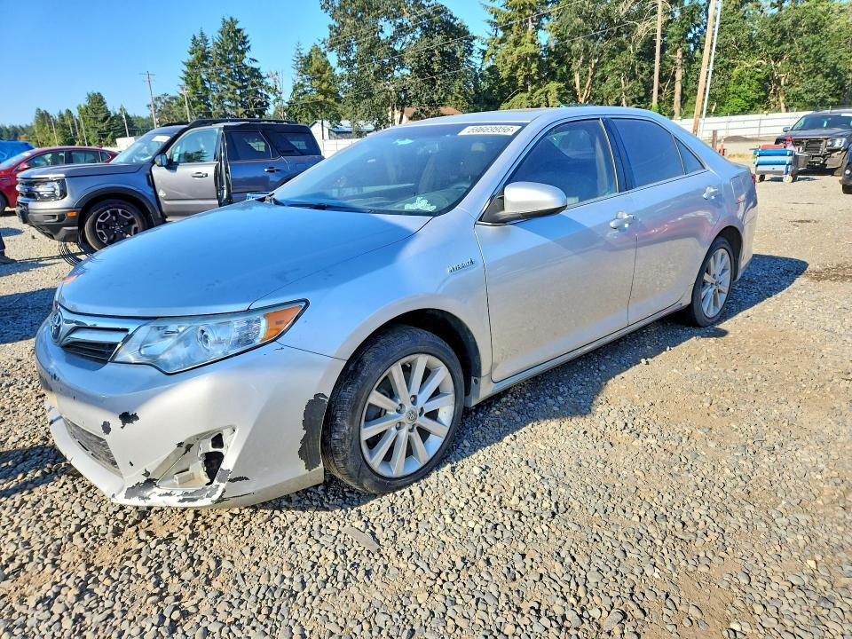 2014 Toyota Camry Hybrid — фото 1