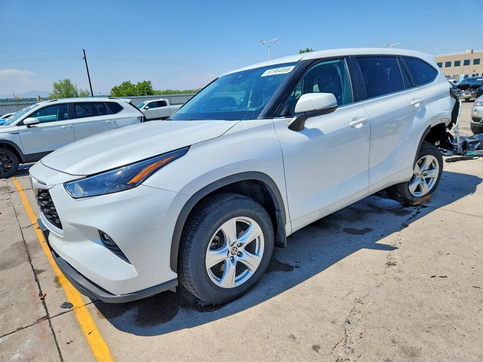 2024 Toyota Highlander — фото 1