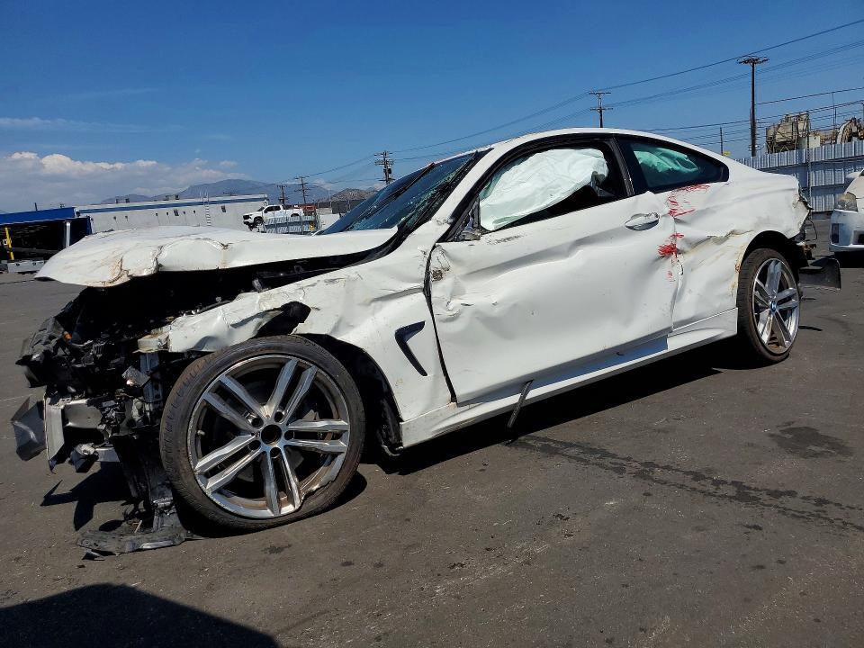 BMW 440I