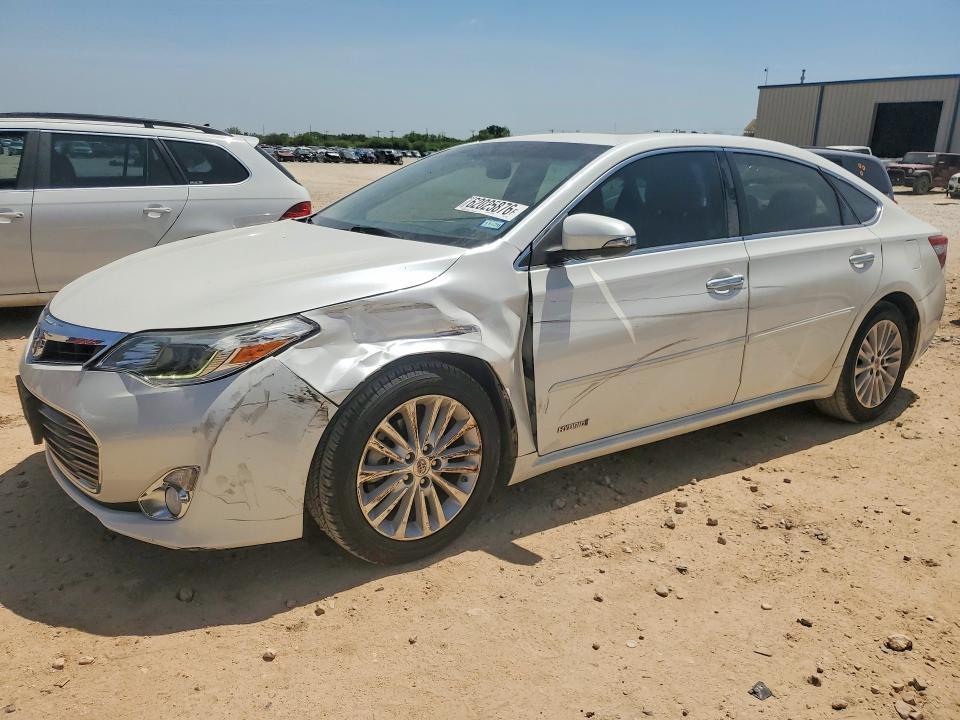 2013 Toyota Avalon Hybrid — фото 1