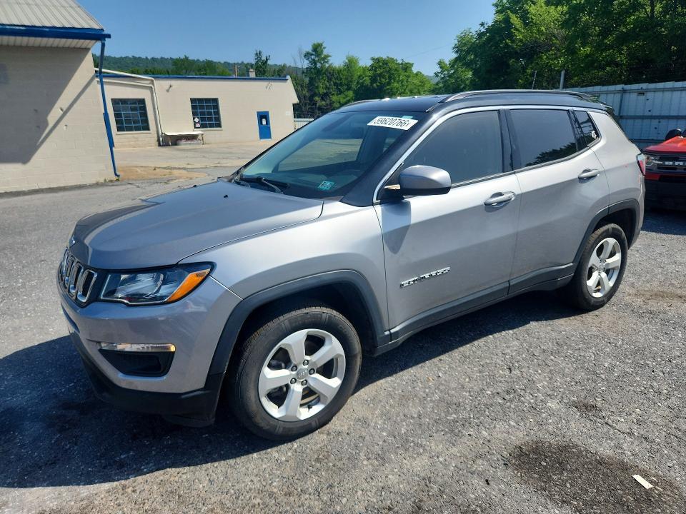 2018 Jeep Compass — фото 1