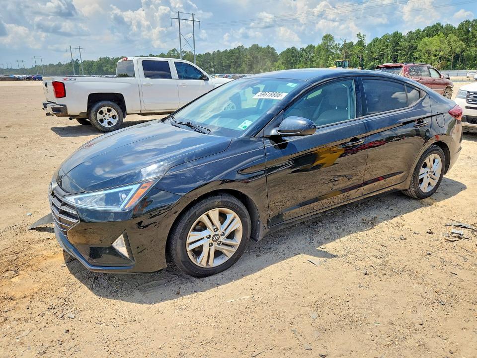 2020 Hyundai Elantra — фото 1