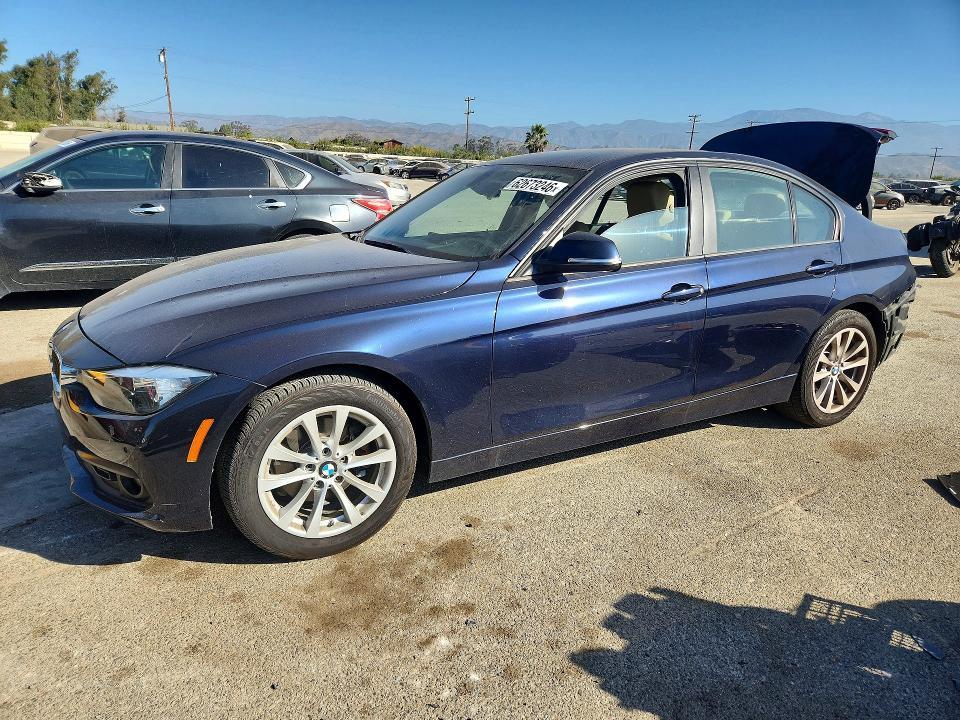 2017 BMW 320 — фото 1