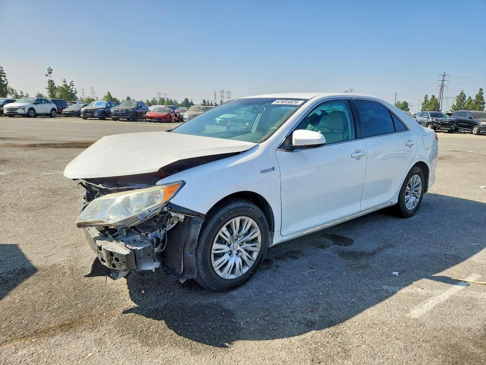2014 Toyota Camry Hybrid — фото 1