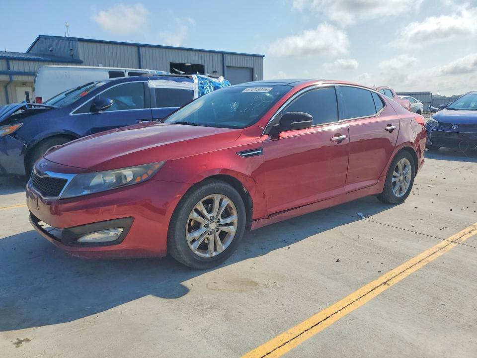 2013 Kia Optima — фото 1