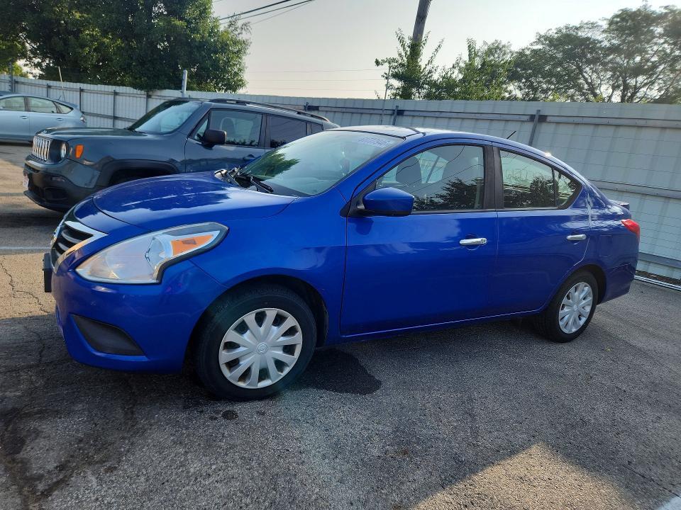 Nissan Versa