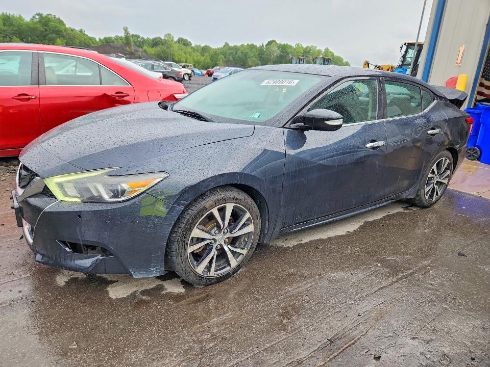 Nissan Maxima
