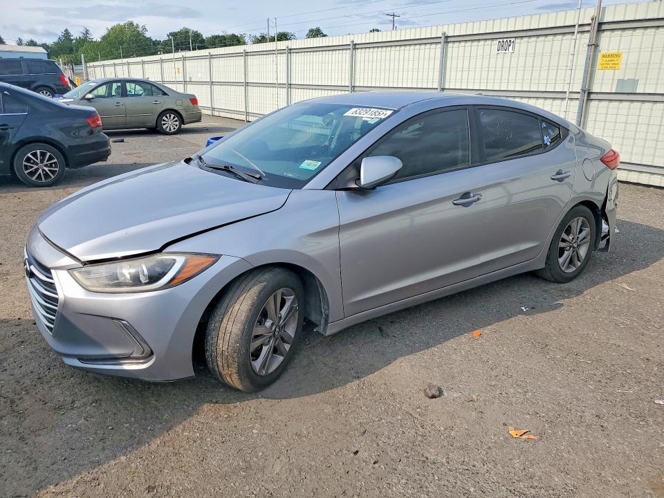 2017 Hyundai Elantra — фото 1