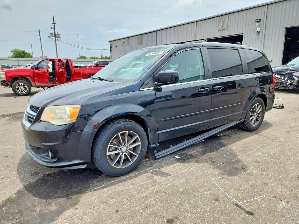2017 Dodge Grand Caravan — фото 1