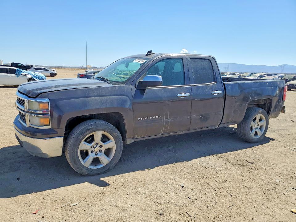 2015 Chevrolet Silverado — фото 1