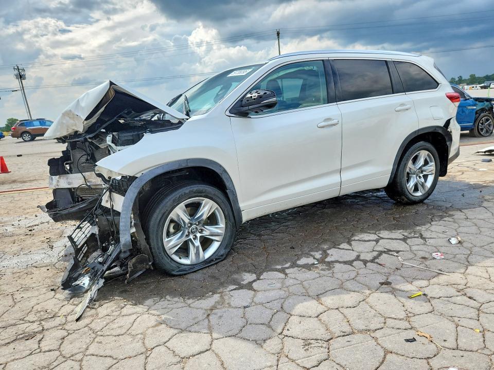 2019 Toyota Highlander — фото 1