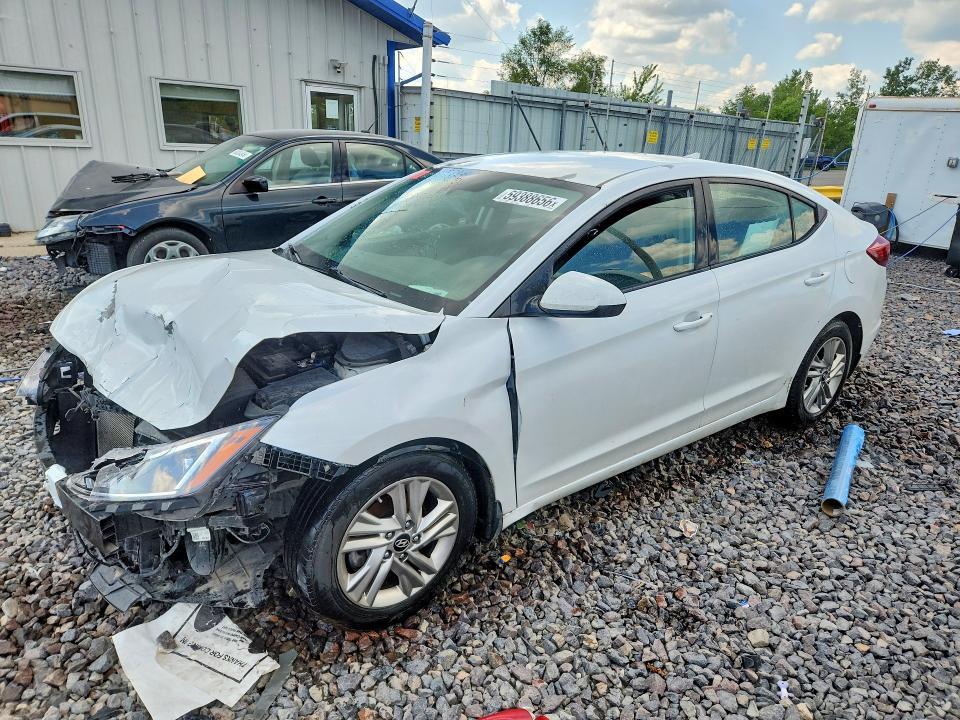 2019 Hyundai Elantra — фото 1