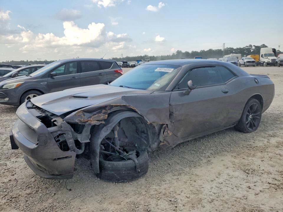2018 Dodge Challenger — фото 1