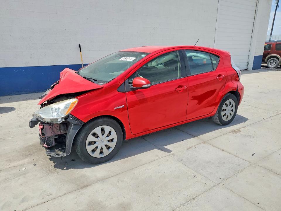 2013 Toyota Prius C — фото 1