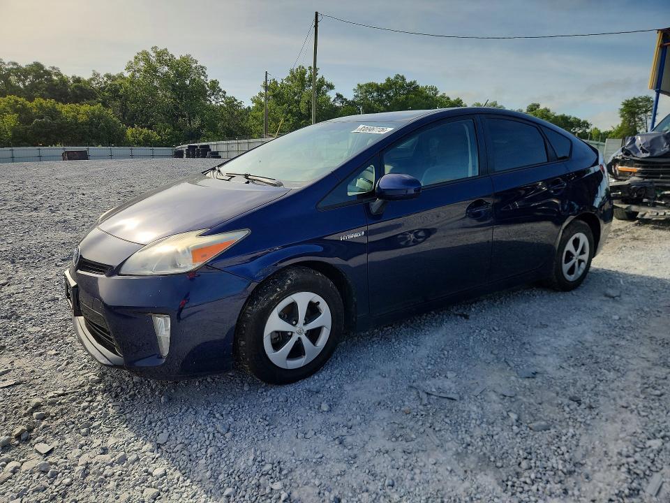 2013 Toyota Prius — фото 1