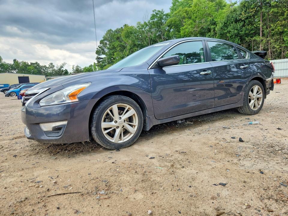 2013 Nissan Altima — фото 1