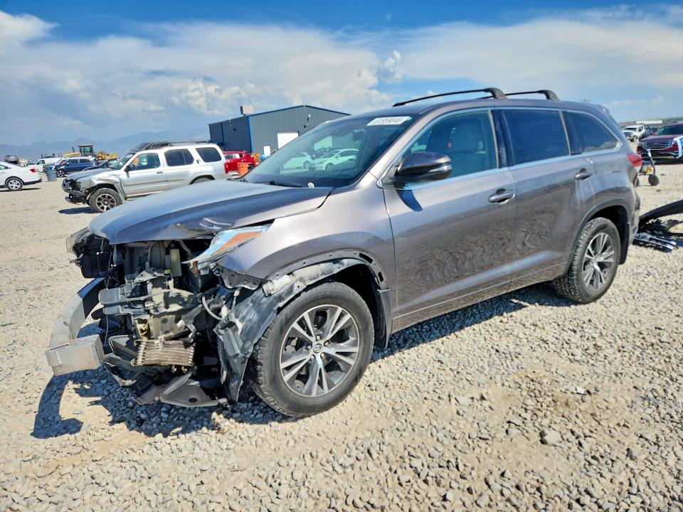 2018 Toyota Highlander — фото 1