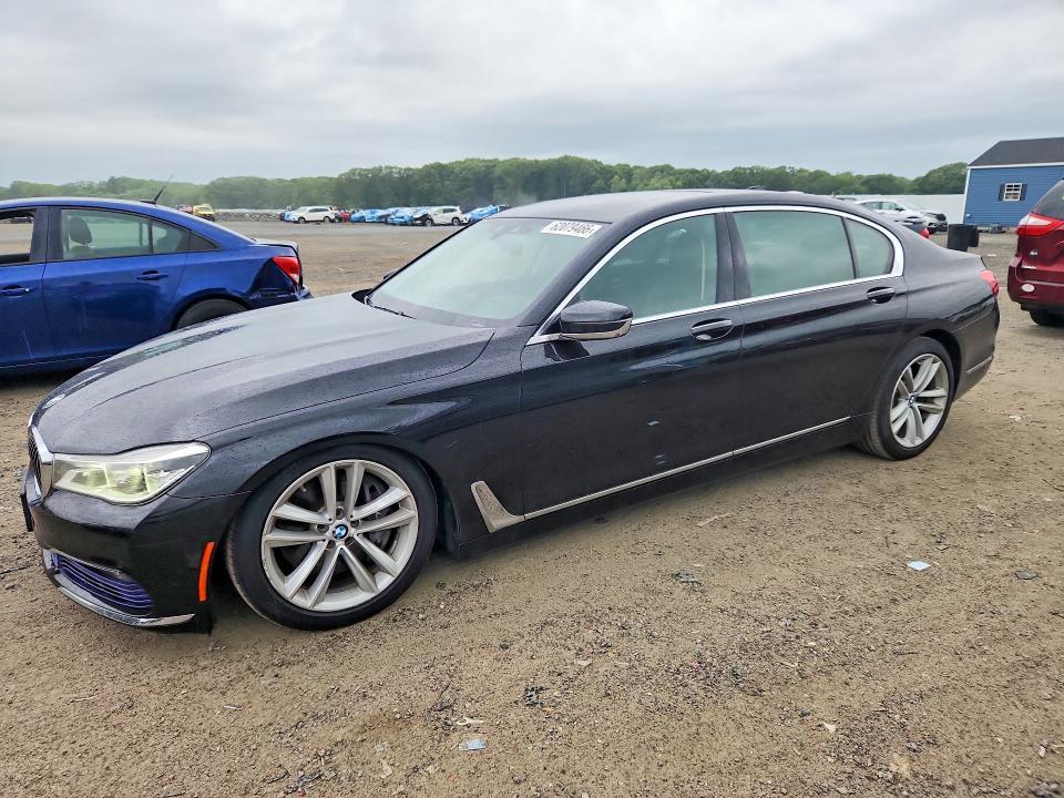 BMW 750