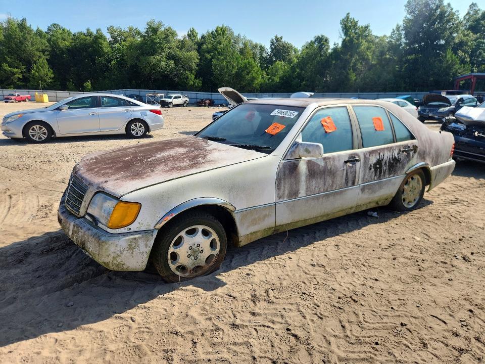 Mercedes-Benz 300