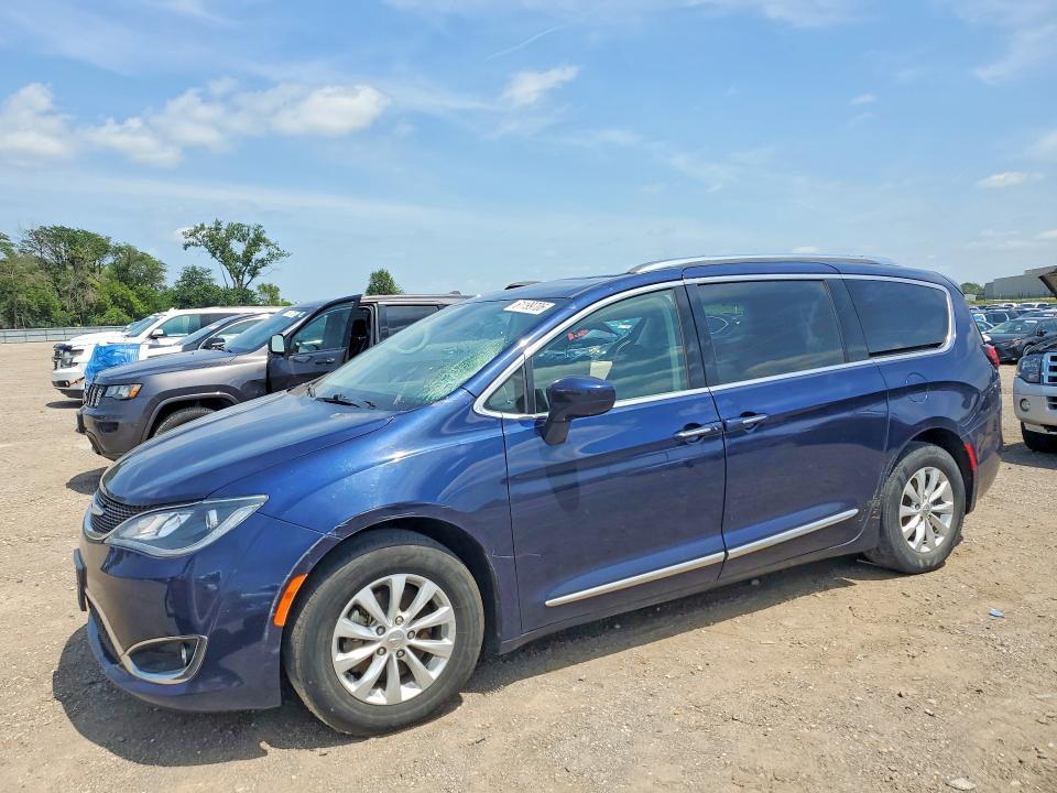 Chrysler Pacifica