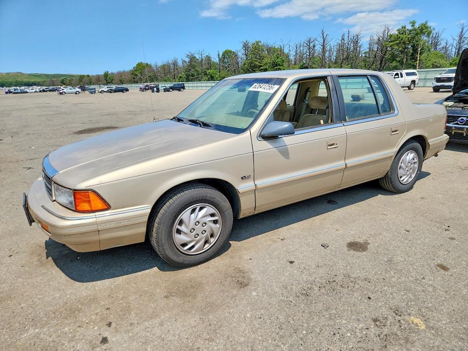 1992 Dodge Spirit — фото 1