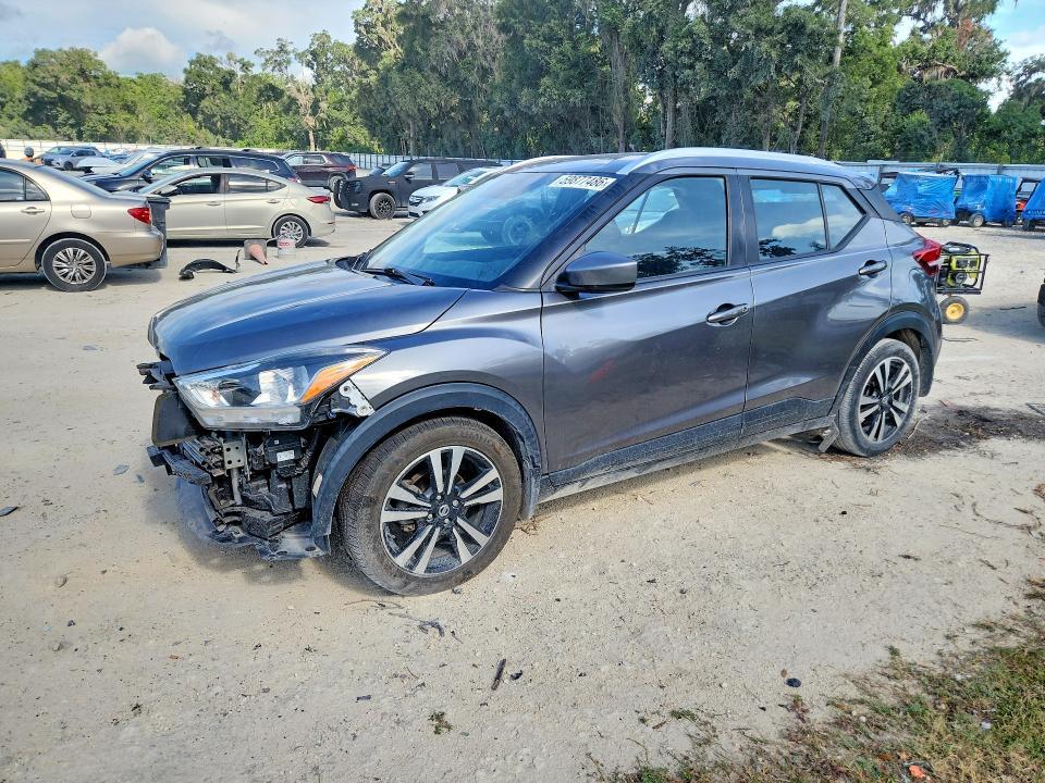 2020 Nissan Kicks — фото 1