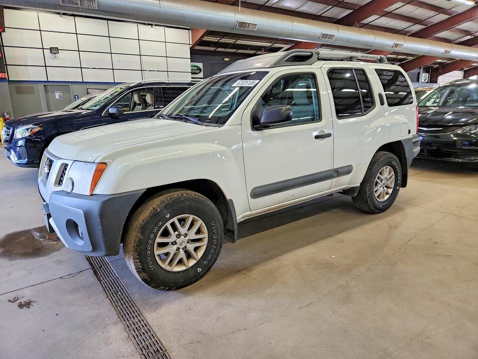 2014 Nissan Xterra — фото 1