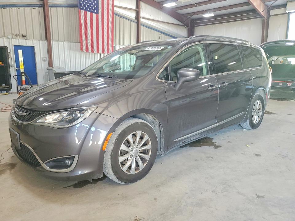 Chrysler Pacifica