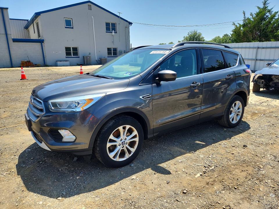 2017 Ford Escape — фото 1