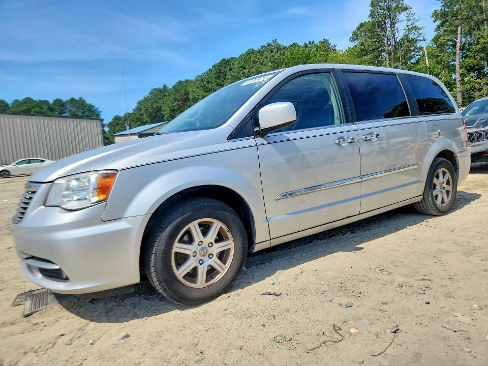 Chrysler Town Country