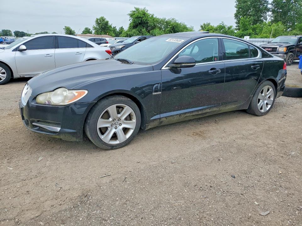2011 Jaguar Xf — фото 1