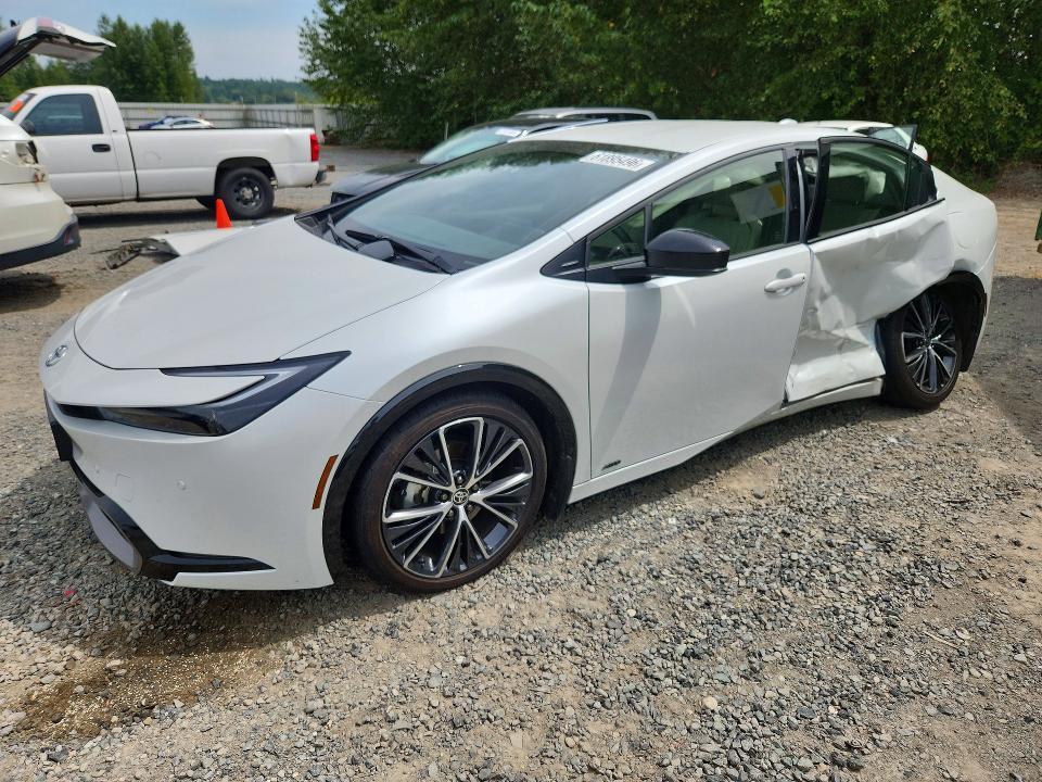 2023 Toyota Prius — фото 1
