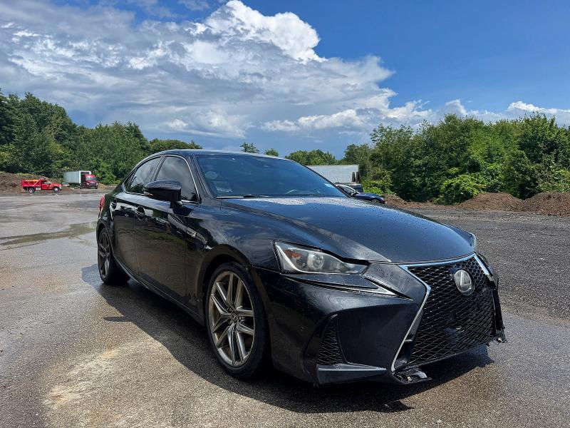 2018 Lexus Is — фото 1